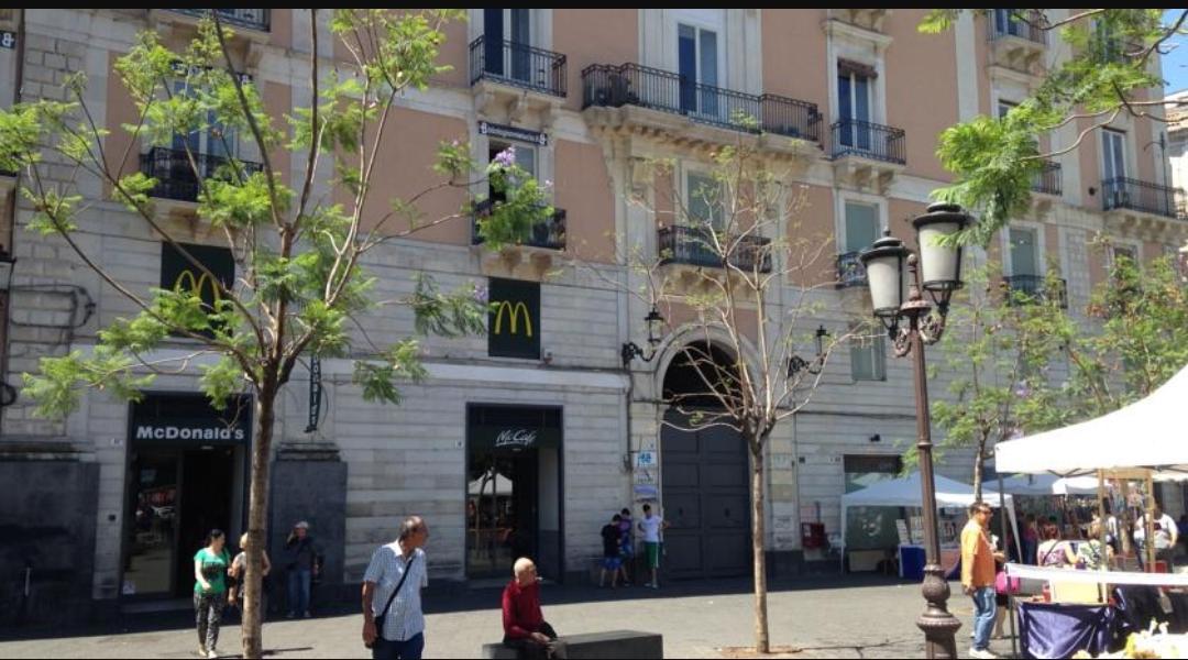 Cortile Stesicoro Bed and Breakfast Catania Exterior foto